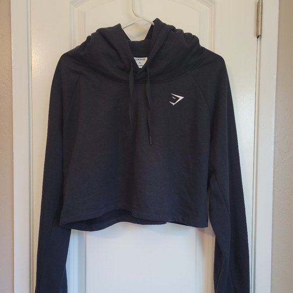 Gymshark Sweaters - Gymshark black cropped Hoodie size XL